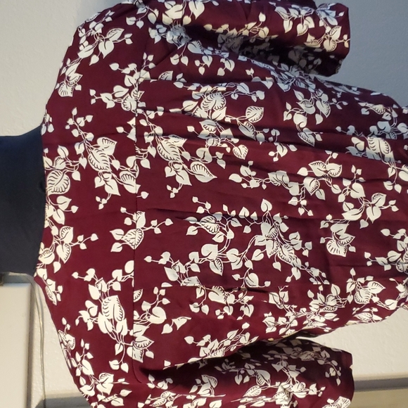 Classic Floral Tea Length Warren Z Dress - Picture 10 of 13